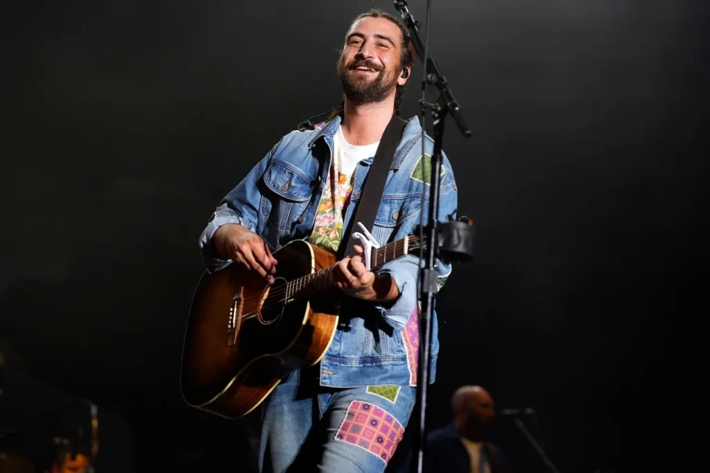 Noah Kahan at Concert
