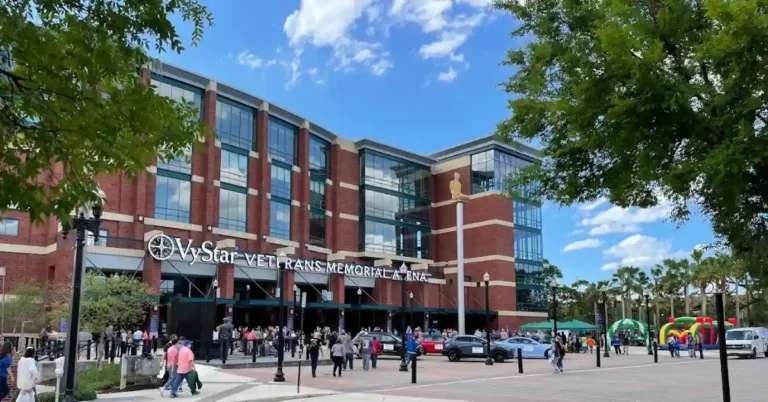 VyStar Veterans Memorial Arena